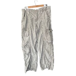 BDG Light Gray Wide Leg Cargo Pants